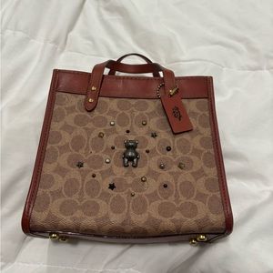Coach Field Tote 24